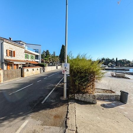 Casa Astrid By The Sea In Porec Poreč Exterior foto