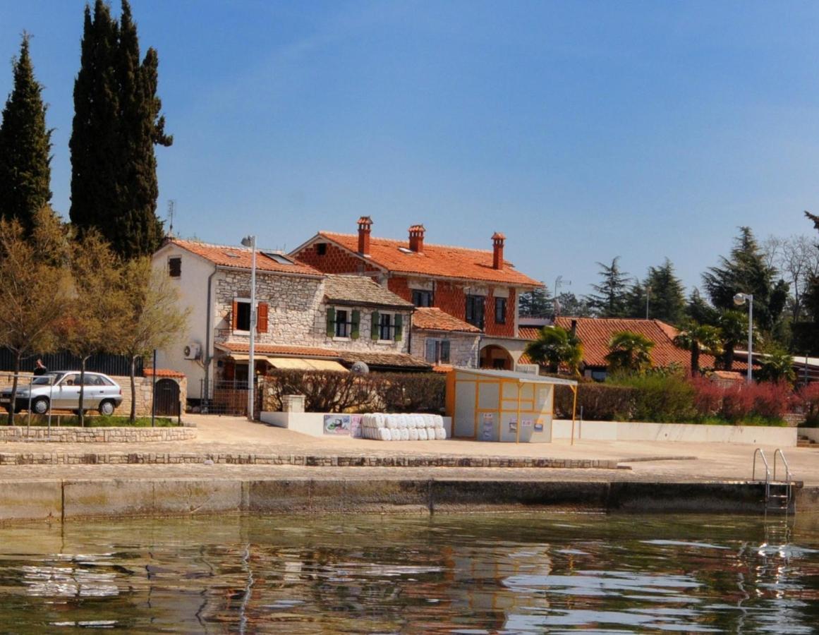 Casa Astrid By The Sea In Porec Poreč Exterior foto